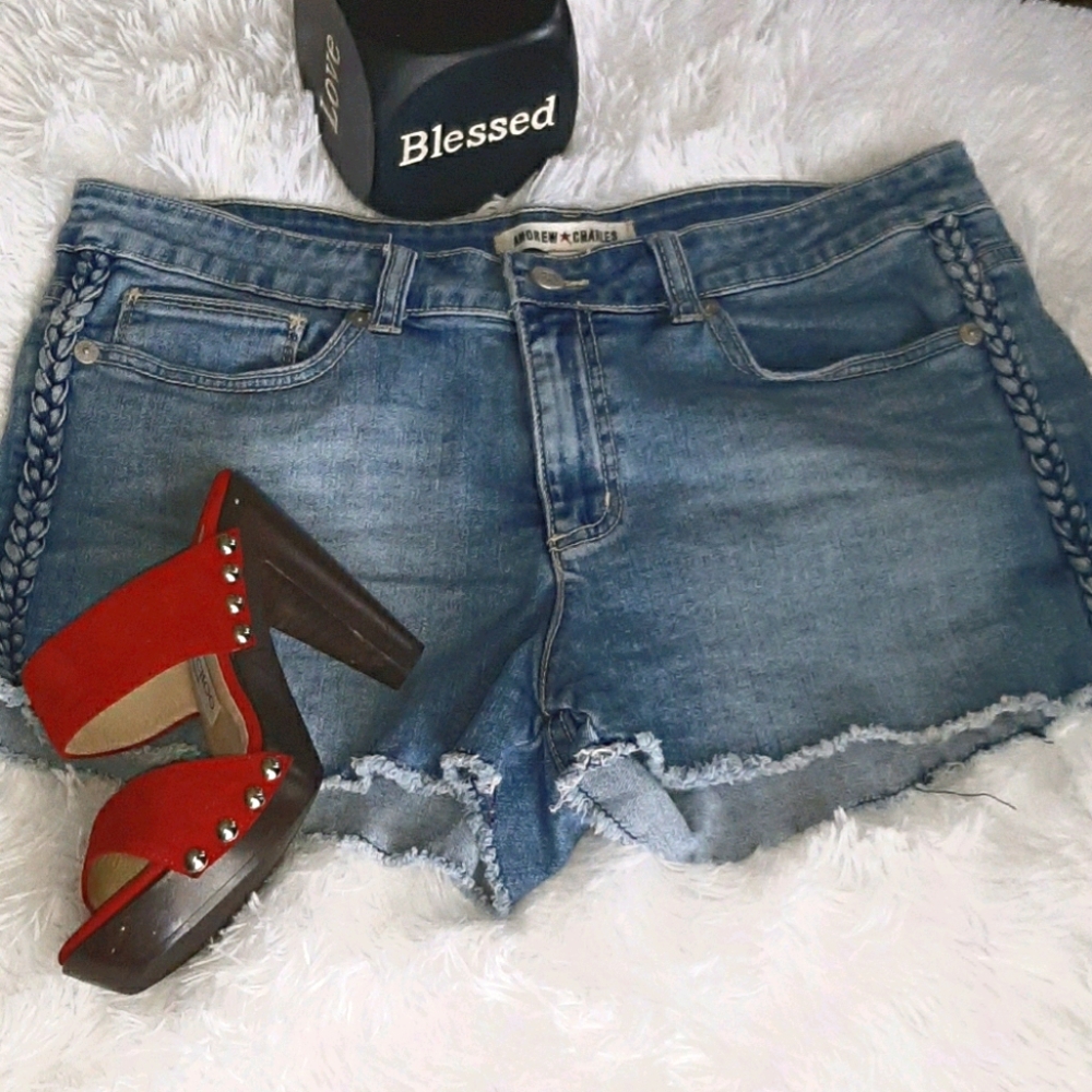 Andrew ☆ Charles Jean Shorts